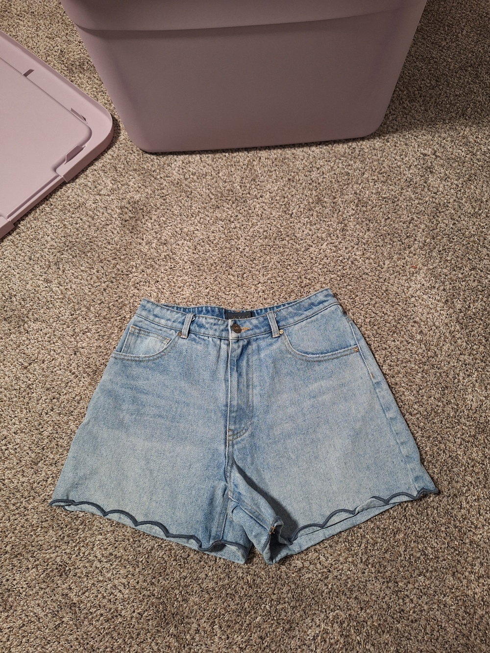 Light Wash Denim High-Rise Womens Shorts with Scalloped Hem